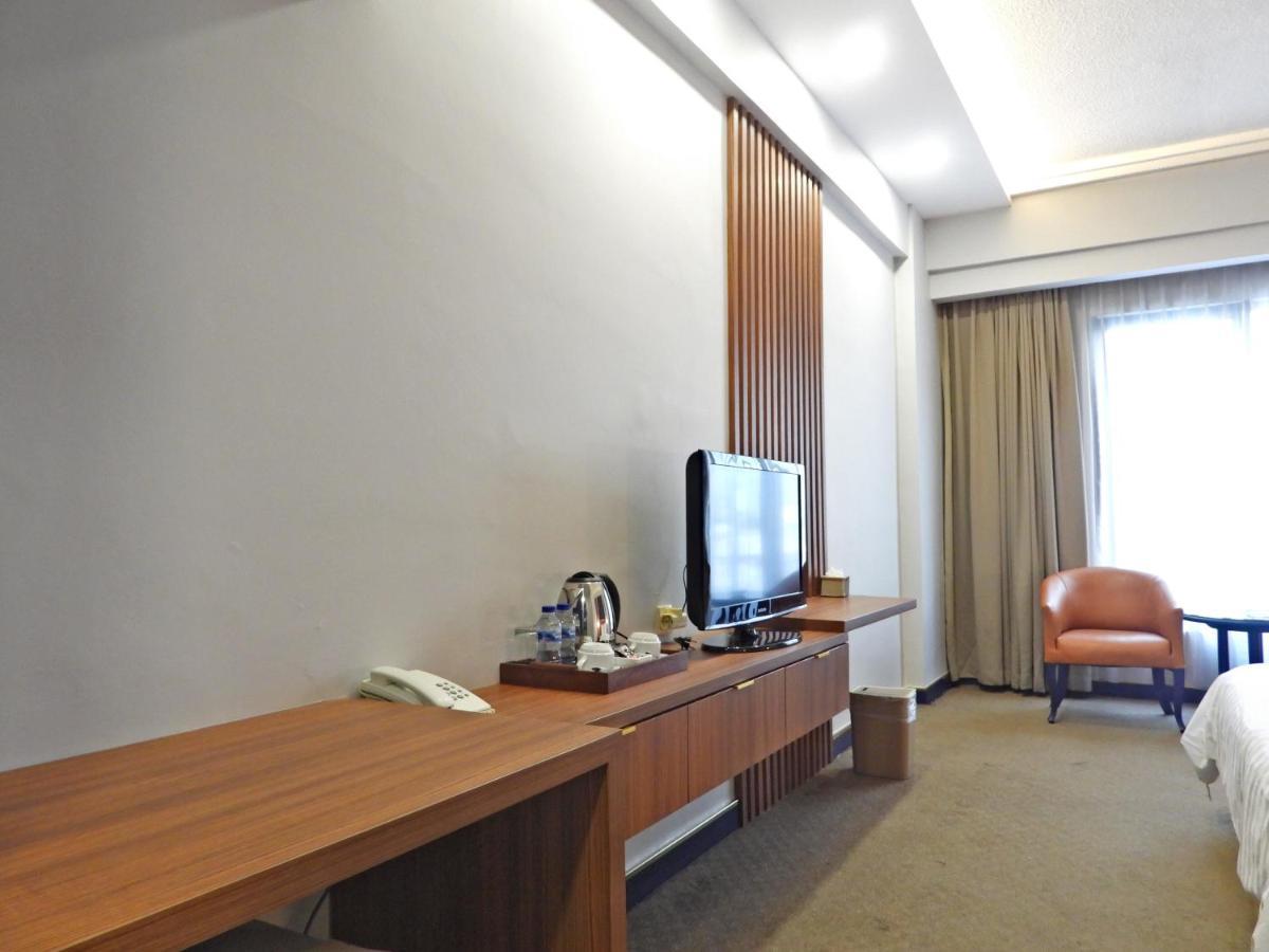 Maxwell Hotel Джакарта Екстер'єр фото